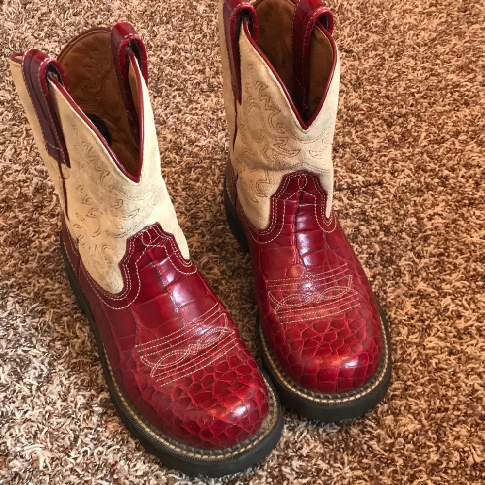 Red Ariat boots